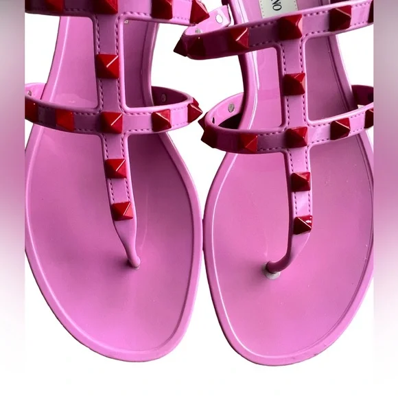 Valentino Garavani Rockstud Jelly Flat Thong - Picture 6 of 7